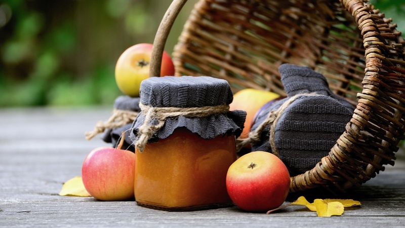 Le marché hebdomadaire de Pluméliau