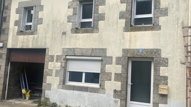 Appartement T3 à rénover au cœur de Pluméliau-Bieuzy !