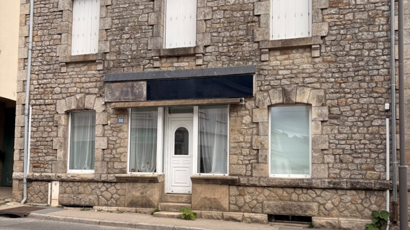 À VENDRE – Maison de caractère au cœur de Pluméliau